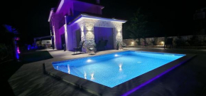 Luxury Villa Aramis